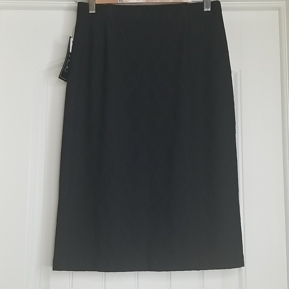 NYCC New York Clothing Co Elastic Waist Skirt